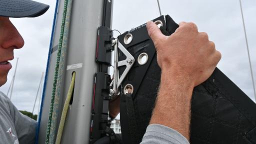 harken mast tracks