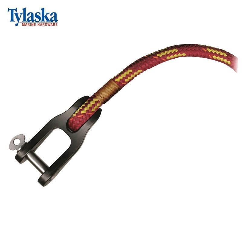 T-H_Tylaska Halyard Shackle In Use_002.jpg