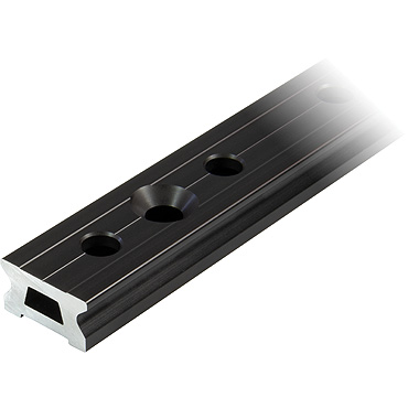 [R-RC1300-3.0] Carril Ronstan Serie 30, negro, 2996 mm orificios de fijación M8 avellanados. Paso=100mm Paso de orificios de tope=50mm